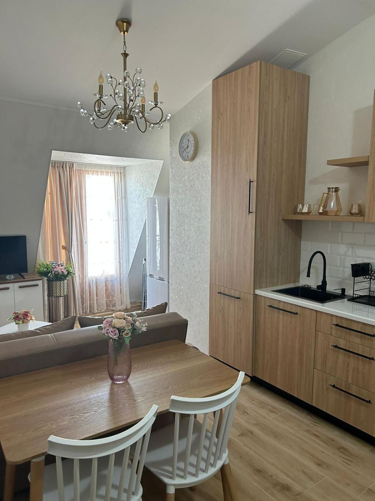 Apartment In Agmashenebeli Tbiliszi Kültér fotó